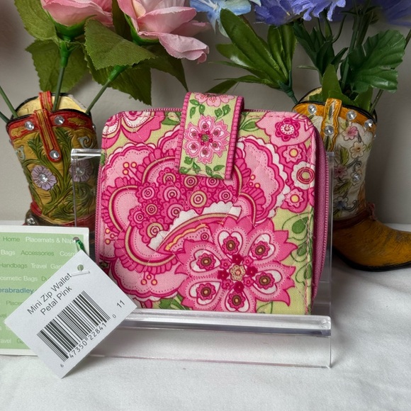 NWT Vera Bradley Petal Pink Mini Zip Wallet Retired 4” X 4” Pocket Wallet - Picture 3 of 7